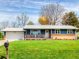 825 Market St, Carlisle, IA 50047