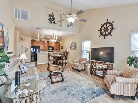 4th image of 22909 Camino St