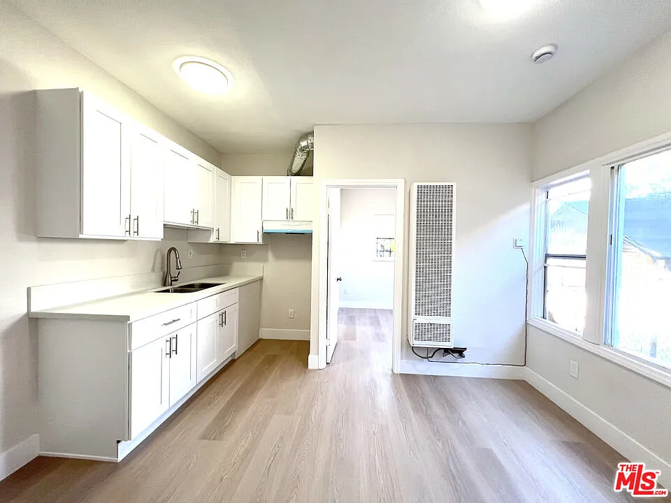 1 bed, 1.0 bath, 498 sqft, $1,500 — Photo 2