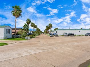 2415 Caroline St #5050, Dickinson, TX 77539