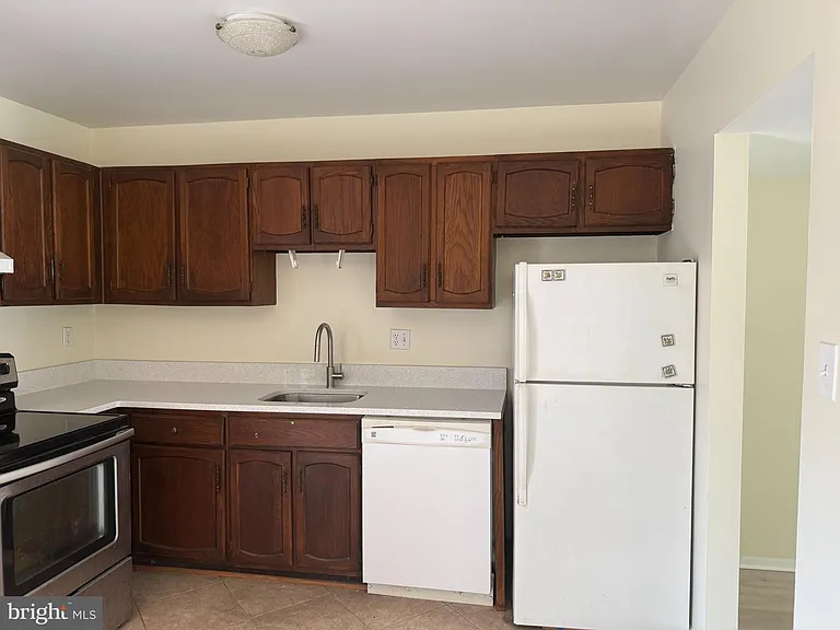 1155 Dublin Pl — Photo 11
