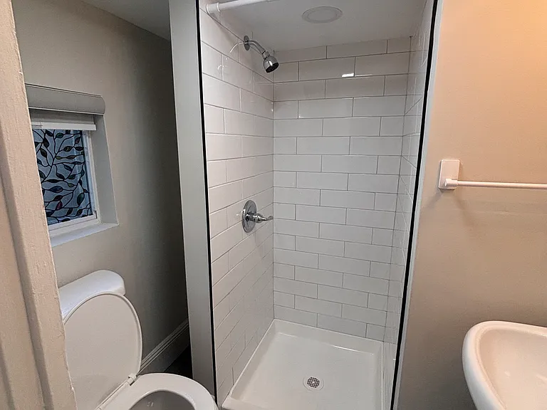 6088 Main St #2 — Photo 3