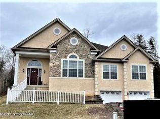 3201 Pine Valley Way, East Stroudsburg, PA 18302