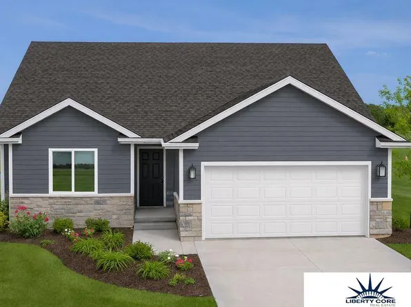 2907 Lakeside Dr, Plattsmouth, NE 68048