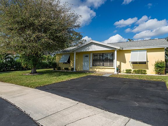 3rd image of 369 Lanier Drive