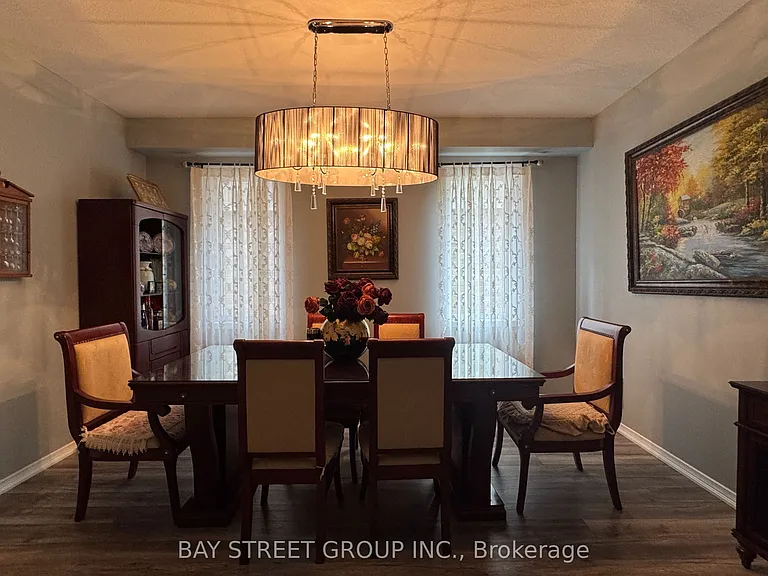 7889 Buckeye Cres — Photo 5