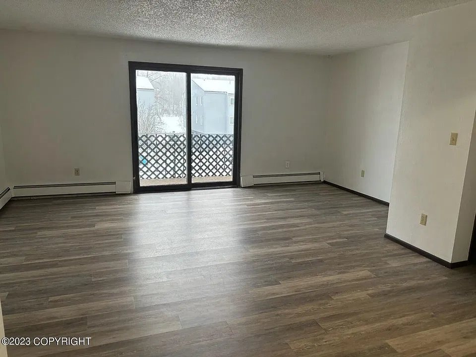 1916 Beaver Pl