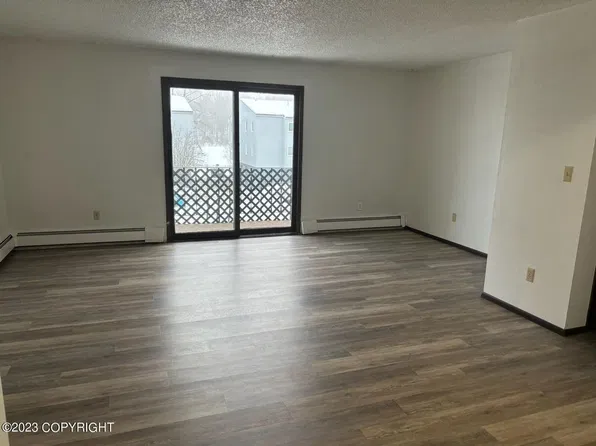 1916 Beaver Pl, 1916 Beaver Pl APT 5, Anchorage, AK 99504