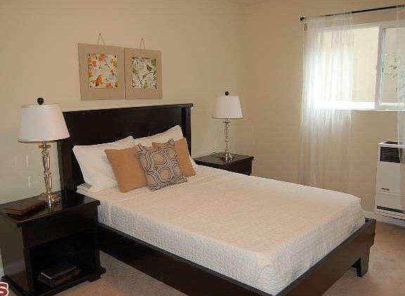 3rd image of 1826 Silver Lake Blvd #A