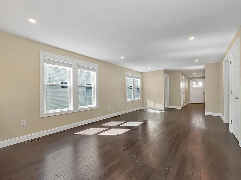 43 Wright Ave #3 — Photo 20