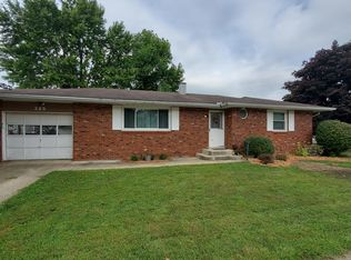 325 S Collier St, Bremen, IN 46506