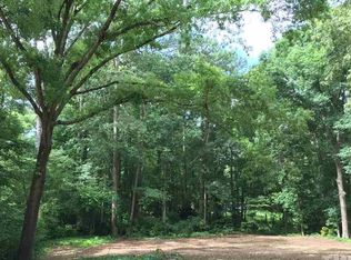 422 Overland Dr, Chapel Hill, NC 27517