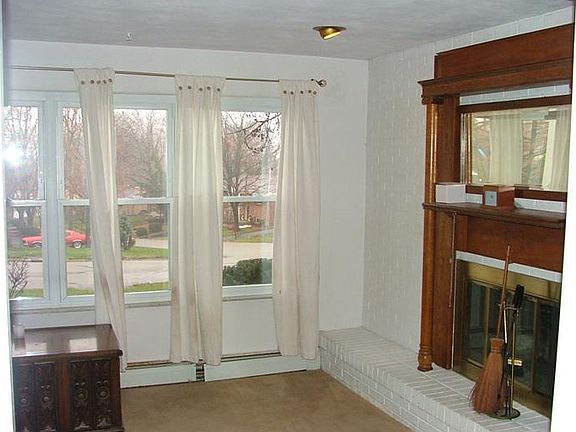 2nd image of 6200 Concerto Ct
