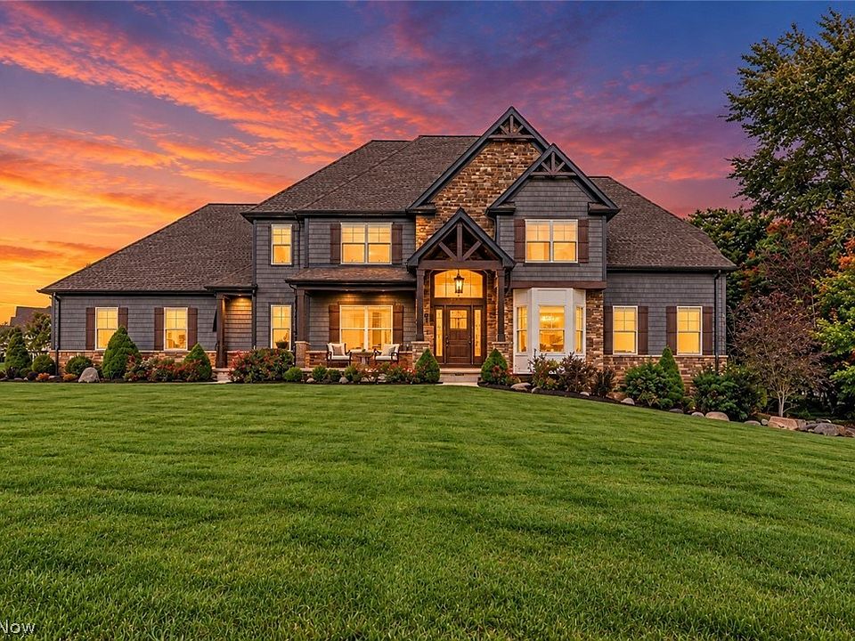 1st image of 2281 Heights Dr