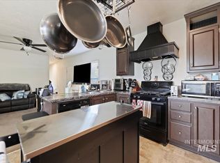 424 W Cherry Ln TRAILER 94, Meridian, ID 83642