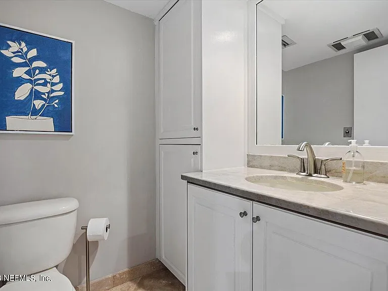 324 Quail Pointe Dr — Photo 10