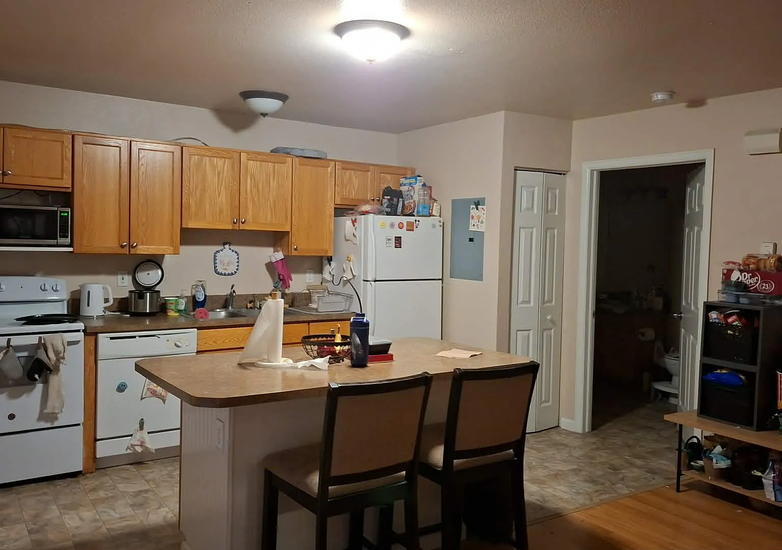 3 bed, 2.5 bath, 534 sqft, $850 — Photo 4