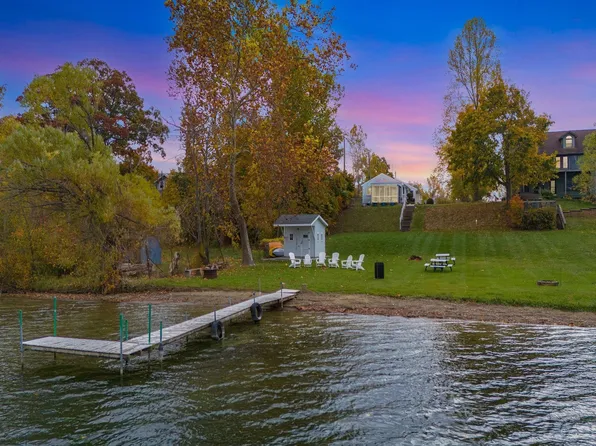 2319 E Esterline Rd, Columbia City, IN 46725