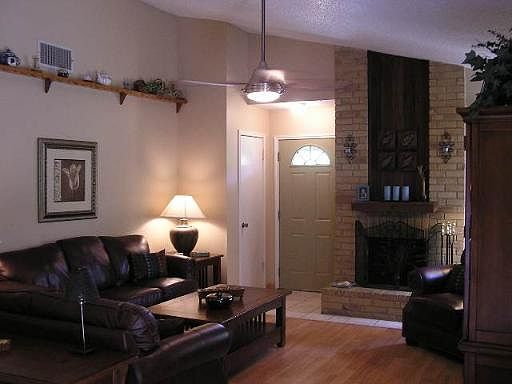 3rd image of 12119 STONEY CIR