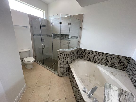 5th image of 8620 Ibis Cove Cir