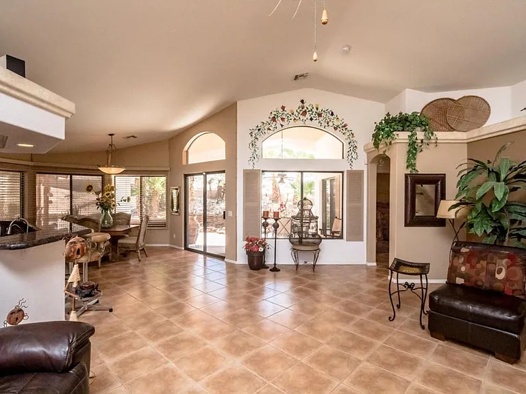 2240 Jacob Row — Photo 4