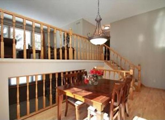 4th image of 10128 Englewood Dr
