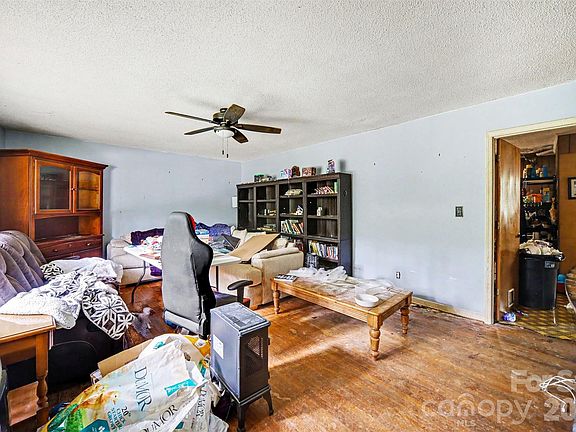 3rd image of 1770 Bechtler Rd