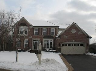 815 Pleasant St, Fox River Grove, IL 60021