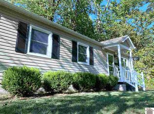 2953 Clay St, Paducah, KY 42001