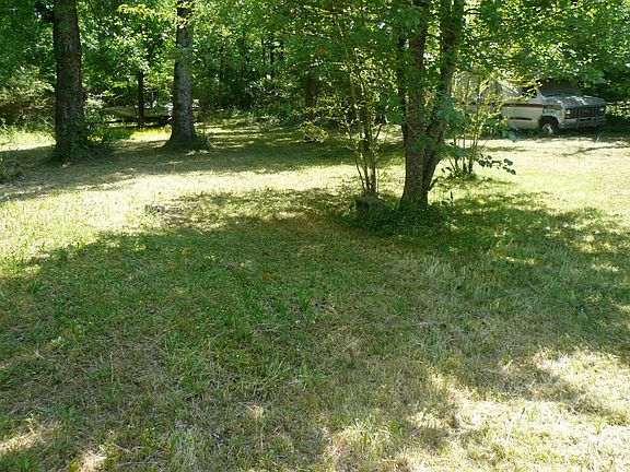 5th image of 212 Oklawaha Ave