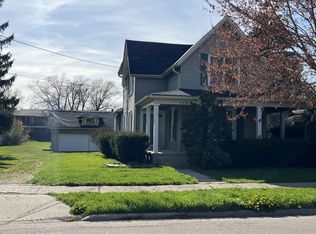 970 Victoria St, Antioch, IL 60002