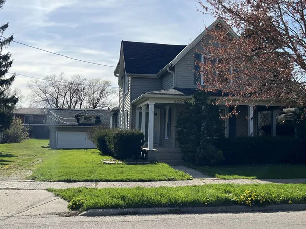 970 Victoria St, Antioch, IL 60002