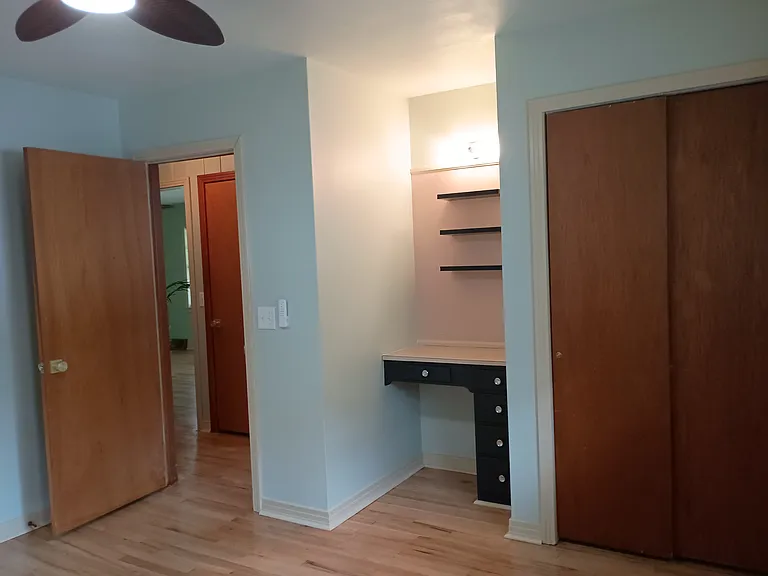 110 Willow Dr — Photo 24