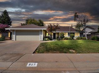 957 N Point Dr, Yuba City, CA 95991