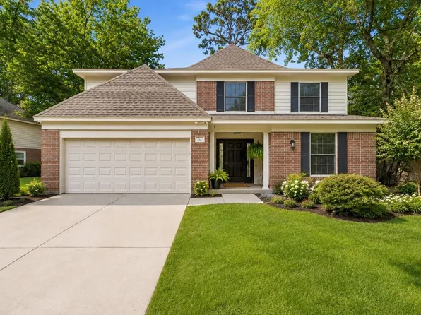 34 Firethorn Pl, Spring, TX 77382