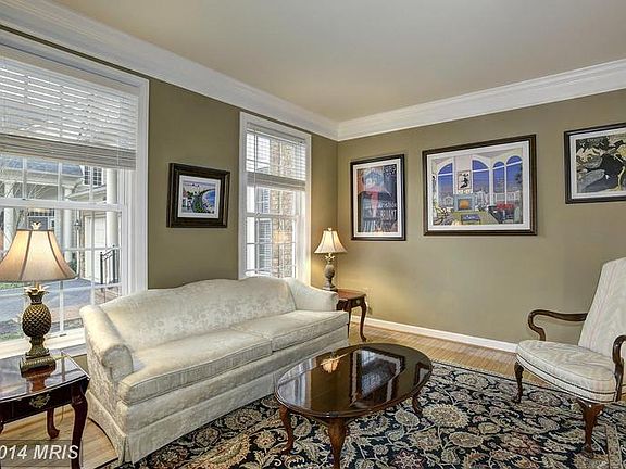3rd image of 43675 Warbler Sq