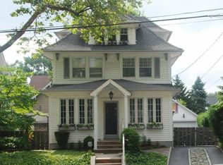 197 Mountain Way, Rutherford, NJ 07070