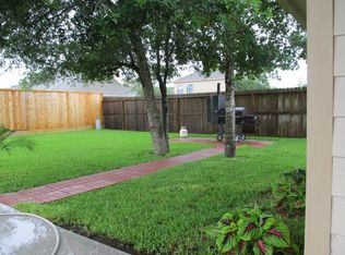 1996 Brentwood Dr, Alvin, TX 77511
