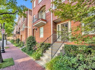 2488 Worthington St, Dallas, TX 75204