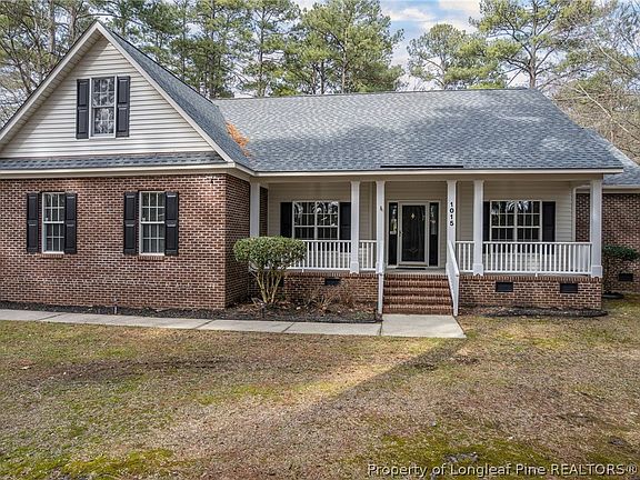 3rd image of 1015 Castle Hayne Rd