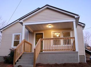 2313 Watts St, Morganton, NC 28655