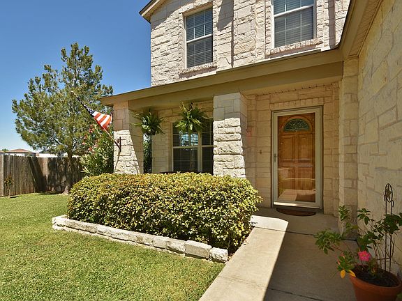 4th image of 180 Japonica Ct