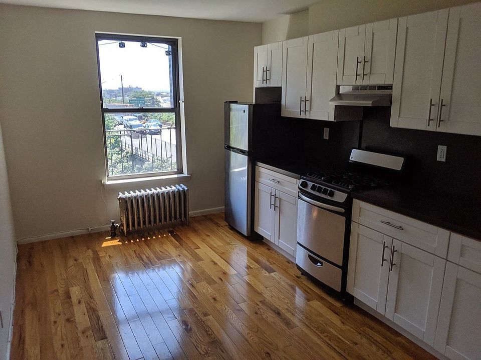 1st image of 24 Joralemon St APT 150
