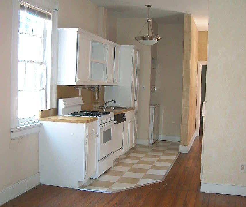 2nd image of 1626 Monument Ave APT 2