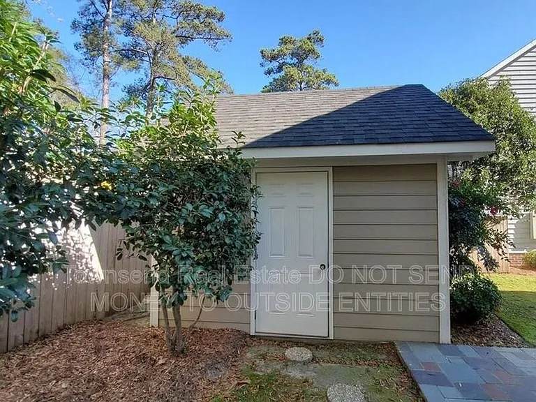 2012 Fig Ct — Photo 21