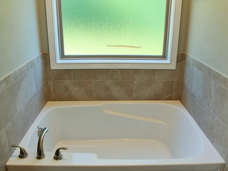 257 Azalea Dr — Photo 9