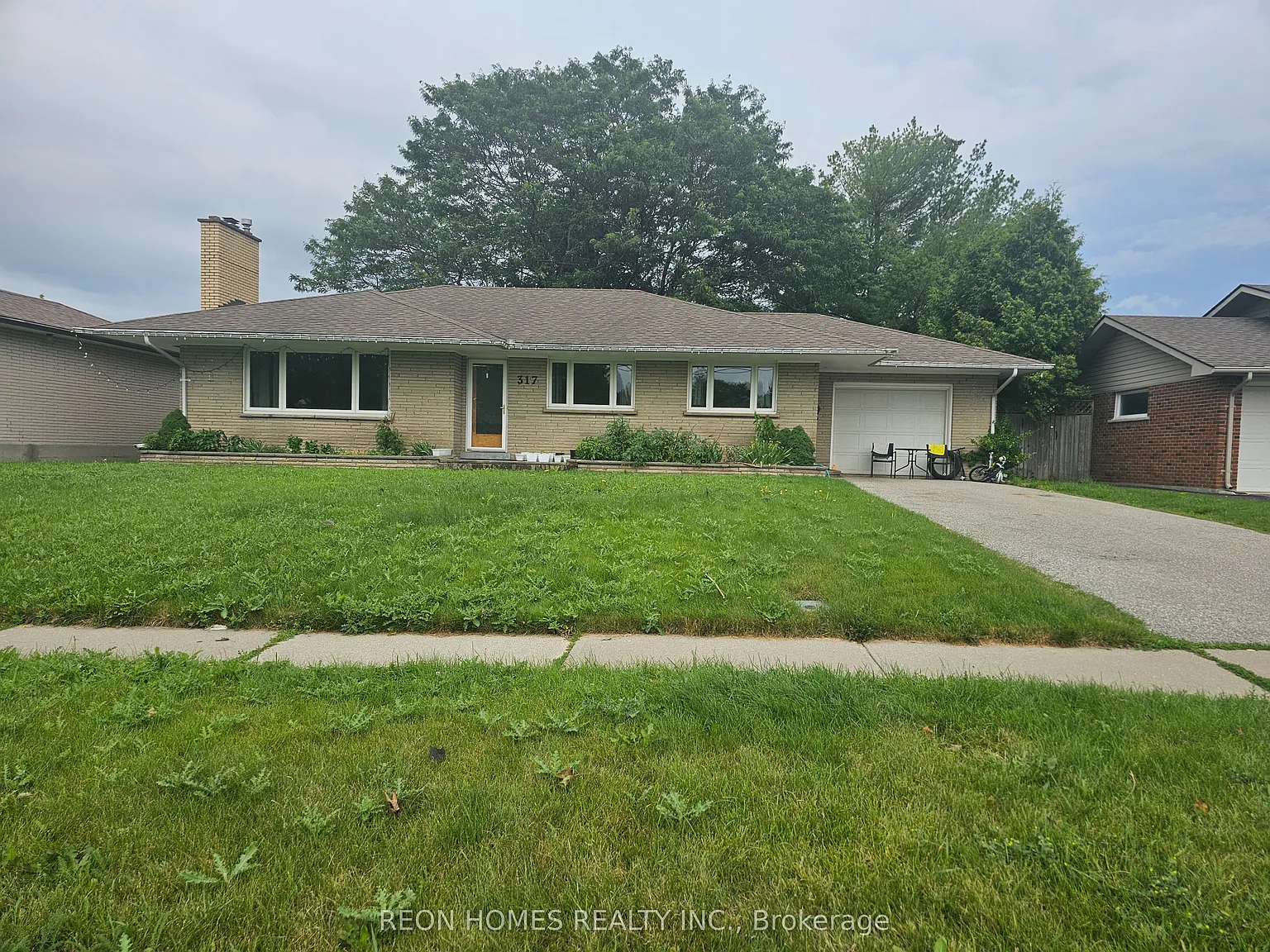 3 bed, $3,000 — Photo 2