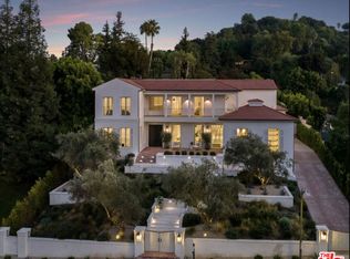 15620 Woodvale Rd, Encino, CA 91436