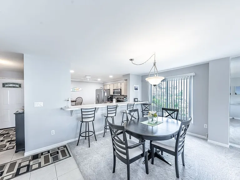 1477 Park Beach Cir #11 — Photo 5