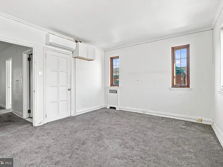 2526 E Clearfield St — Photo 10
